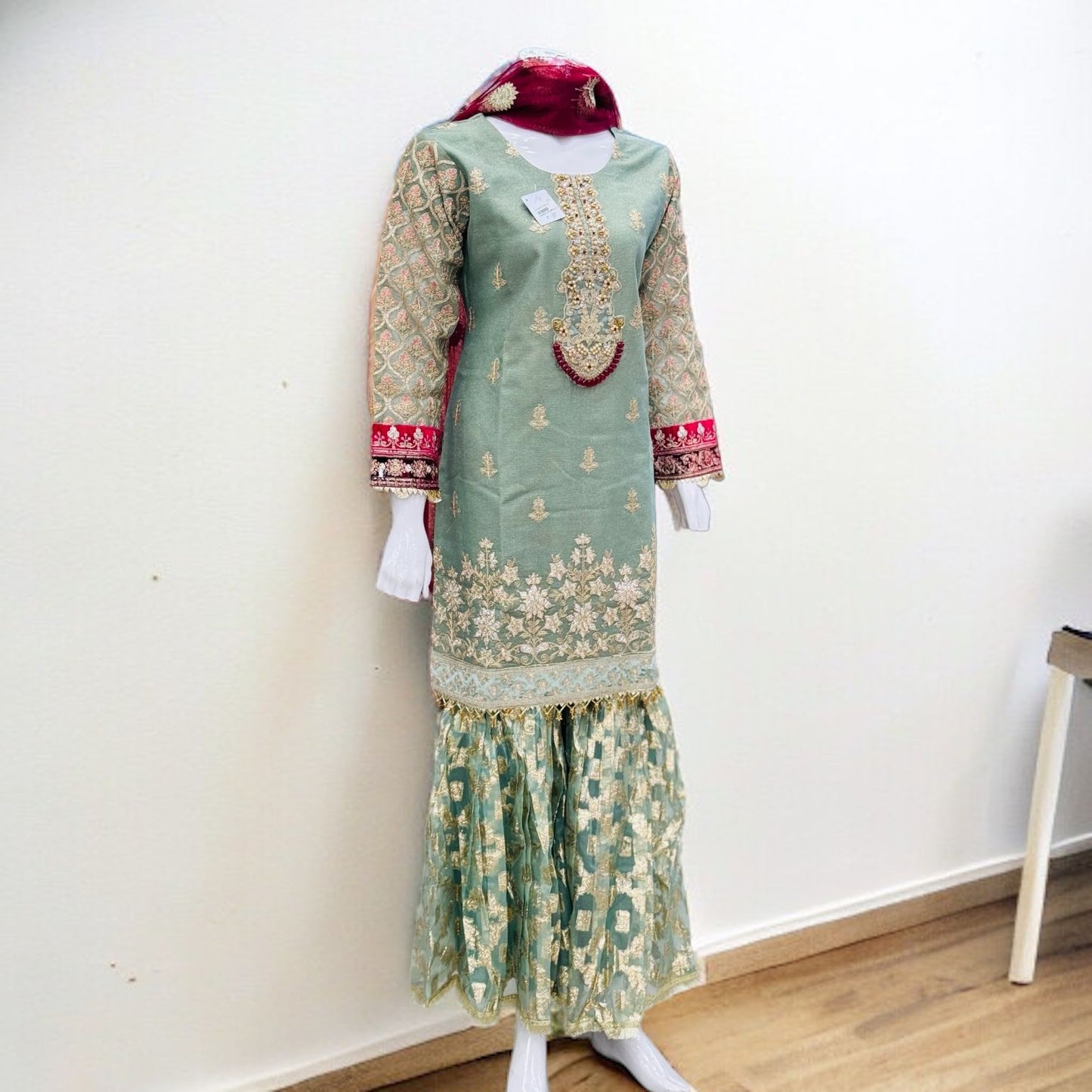 Ladies 3Piece Fancy Suit