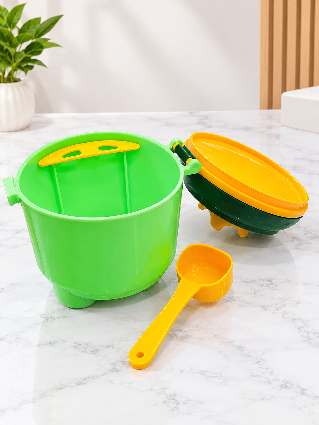Crown-Lidded Green Multi-Use Container