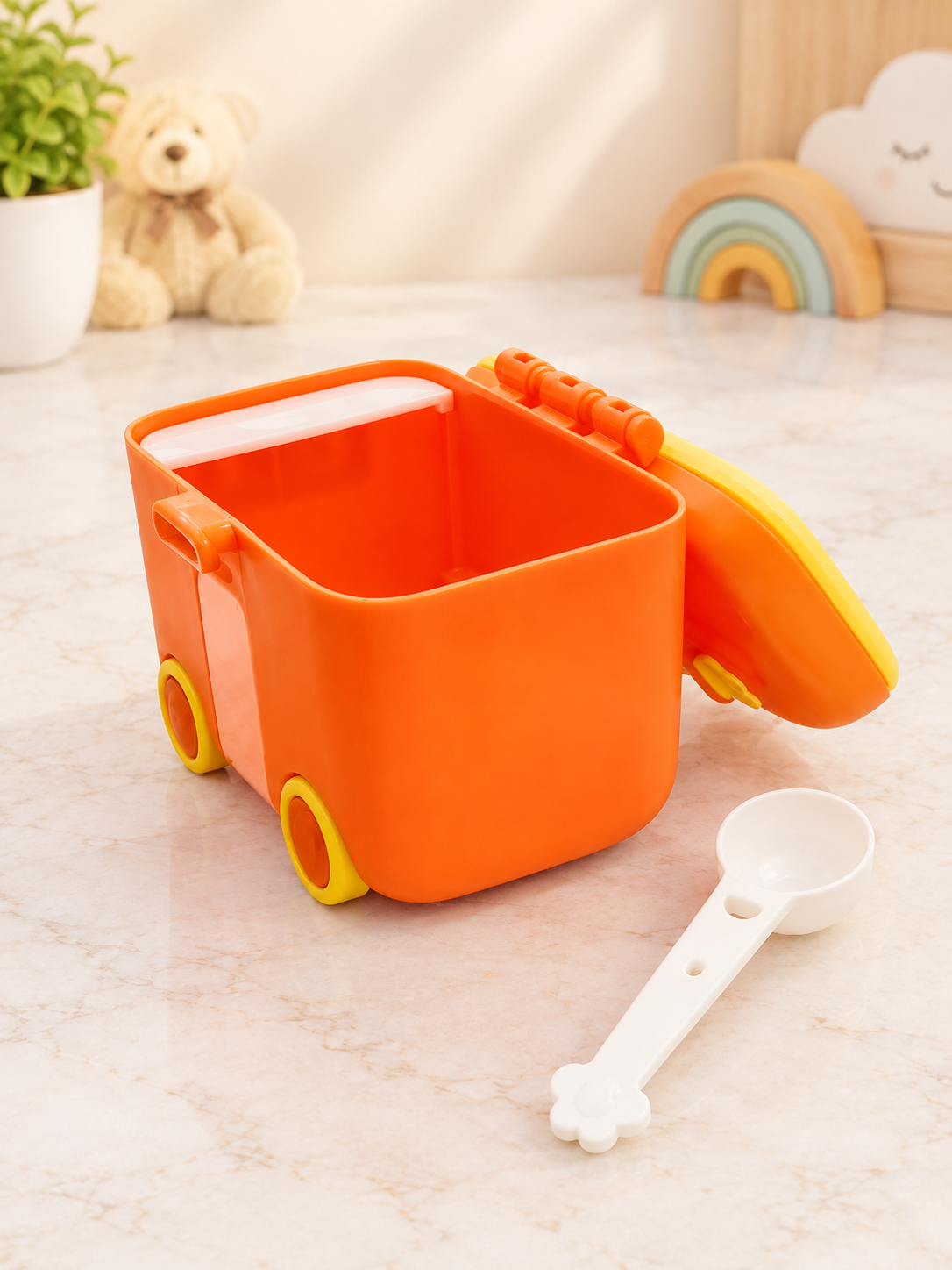 Bus-Shaped Storage Box with Handle