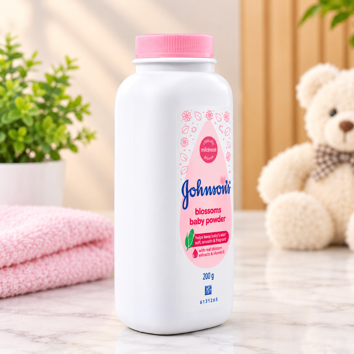 Johnson's Blossoms Baby Powder (200 g)