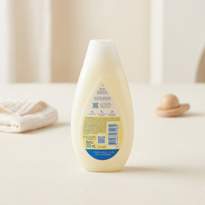 Johnson’s CottonTouch Top-To-Toe Hair & Body Baby Bath 200ml