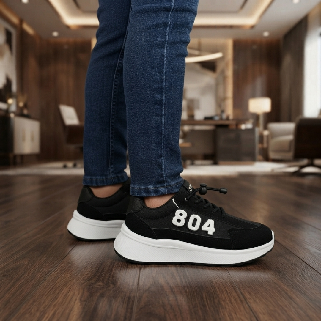 804 Black & White Chunky Casual Sneakers – Stylish Comfortable Everyday Shoes