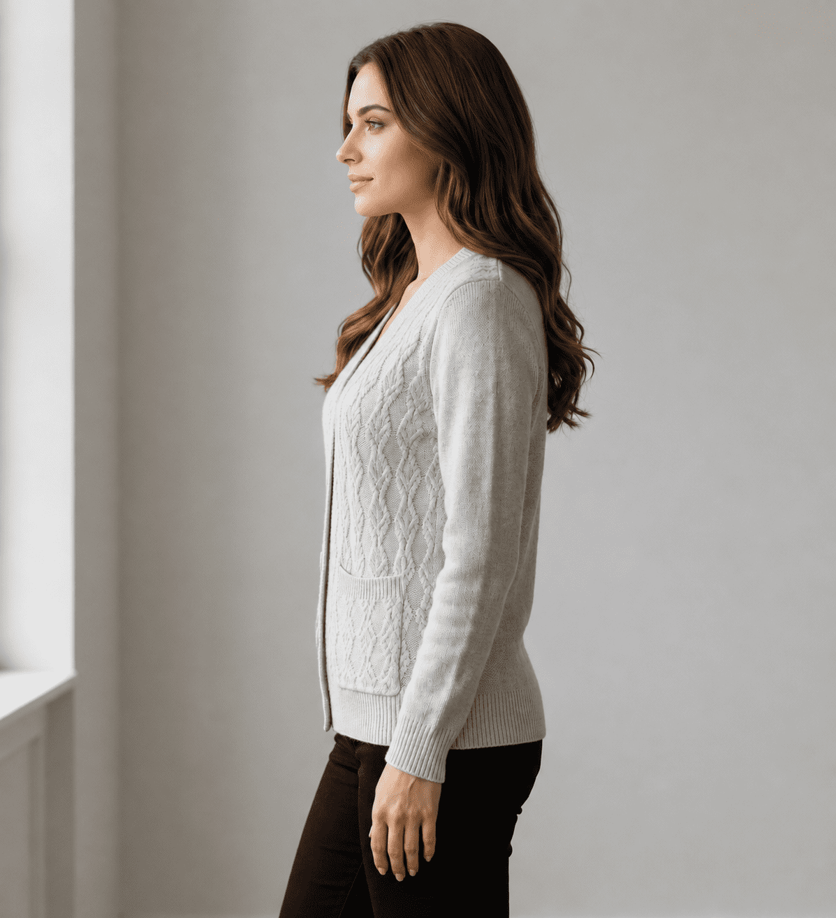 Women’s Cable Knit V-Neck Button-Down Jersey with Front Pockets and Long Sleeves